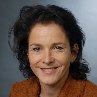 Stefanie Anzinger, Sales Office (Germany)